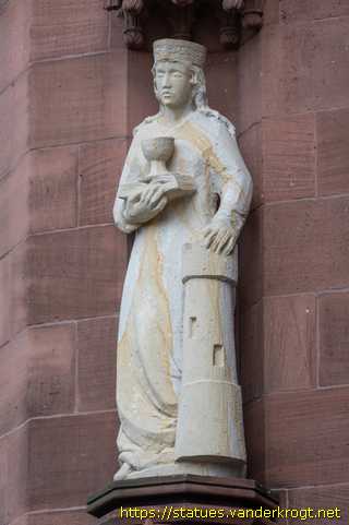 St. Ingbert - Skulpturen an der St. Josef-Kirche