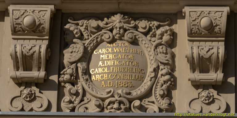 Erfurt - Fassadenskulpturen des Gildehauses