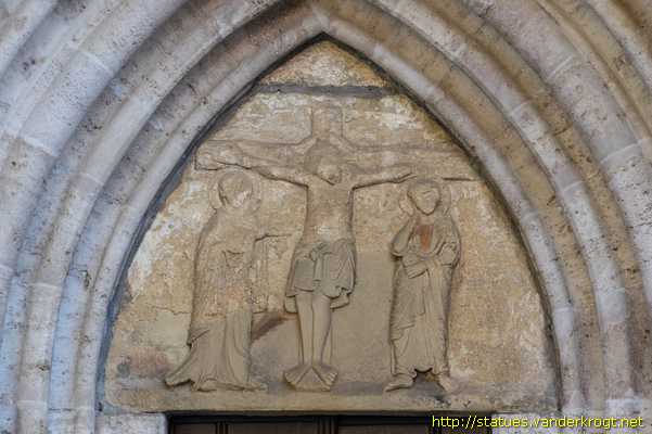 Mühlhausen - Heiligenstatuen an der Divi Blasii Kirche
