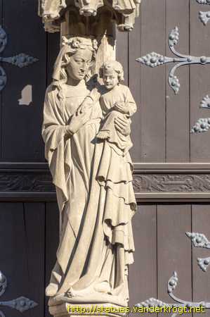 Mühlhausen - Heiligenstatuen an der Marienkirche