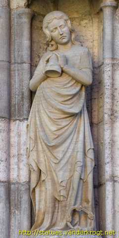 Mühlhausen - Heiligenstatuen an der Marienkirche