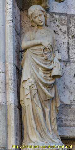 Mühlhausen - Heiligenstatuen an der Marienkirche