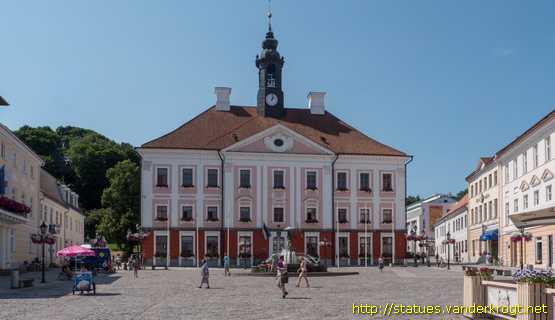 Tartu - Suudlevad tudengid