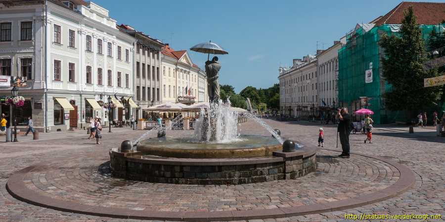 Tartu - Suudlevad tudengid