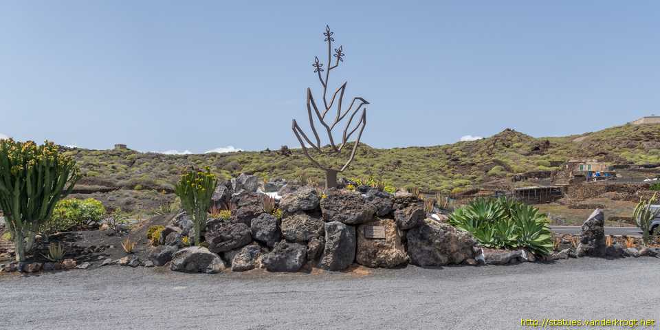 Punta Mujeres - Monumento al Aloe