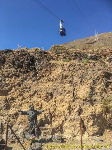 Cañadas del Teide - Estatua del Sagrado Corazón de Jesus