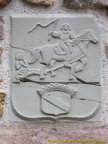 Saint-Hippolyte - Cadran solaire avec blason de Saint-Hippolyte