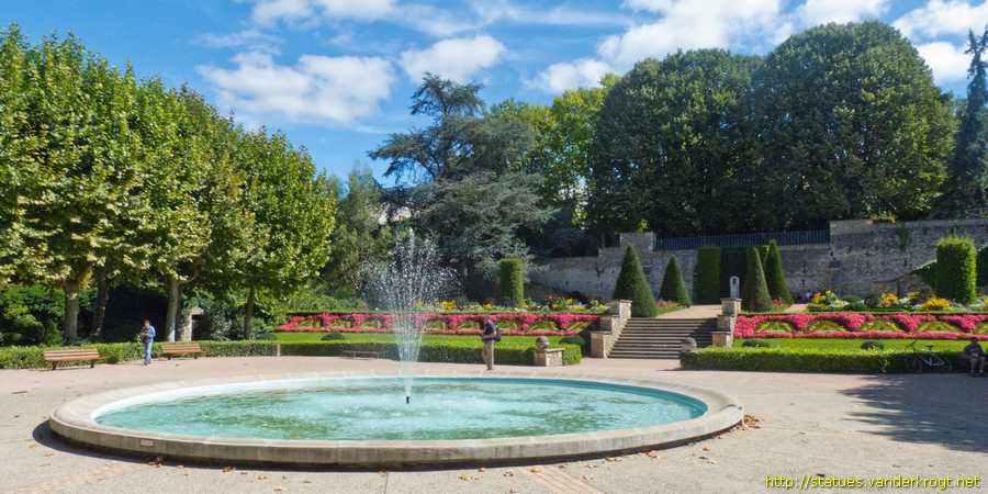 Montlu�on / André Messager