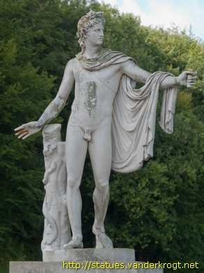 Eu / Diane Chasseresse, Apollon du Belvédère et Diane de Gabies