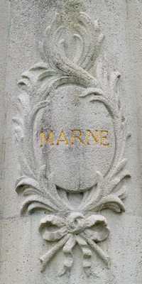 Barentin - Monument aux morts