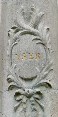 Barentin - Monument aux morts