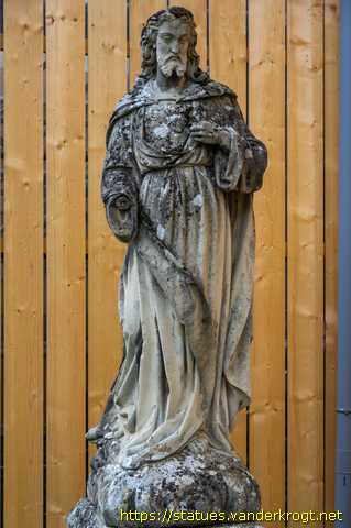 Verdun - Statue du Sacré-Cœur