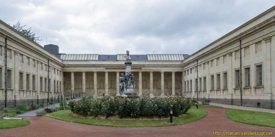 Amiens / Frédéric Petit et La le�on de lecture