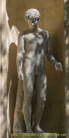 Lyon - Copies des statues antiques