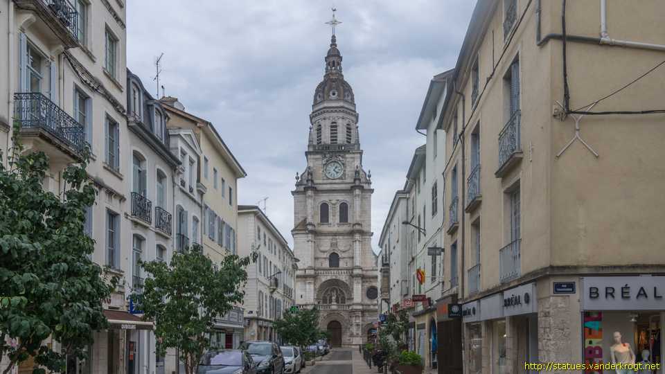 Bourg-en-Bresse - La Vierge à l'enfant