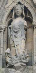 Sleaford / Façade statues of St. Denys' Church
