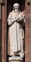 Saint Asaph - Llanelwy / The Translators Memorial Monument - Cofgolofn Cofeb Cyfieithwyr