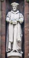 Saint Asaph - Llanelwy / The Translators Memorial Monument - Cofgolofn Cofeb Cyfieithwyr