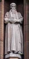 Saint Asaph - Llanelwy / The Translators Memorial Monument - Cofgolofn Cofeb Cyfieithwyr