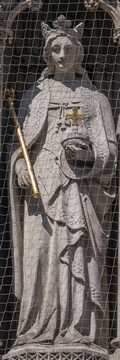 London - Queen Eleanor Memorial Cross