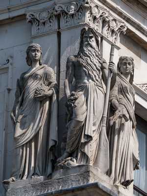 London - Sculptures at the Foreign and Commonwealth Office