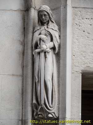London - West Porch of Middlesex Guildhall