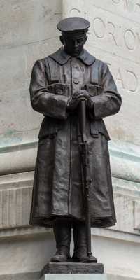 London - Euston War Memorial