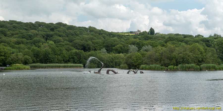 Llandrindod Wells - Llandrindod / The Fabulous Water Beast