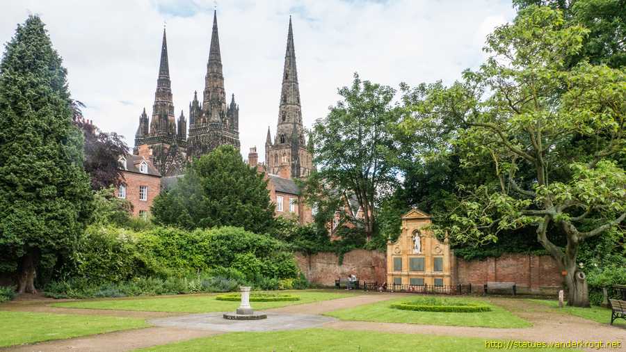 Lichfield - War Memorial 1914-1919