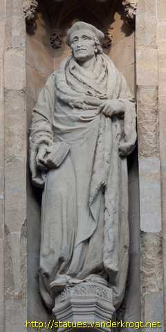 Cambridge - Façade statues of Selwyn Divinity School