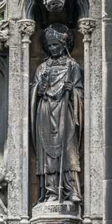 Cambridge - Saints' Statues at the Catholic Church of Our Lady and the English Martyrs