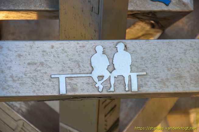 Chesterfield - Infinity