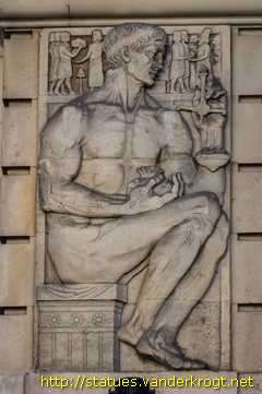 London - Saint Olave and Norwegian economic activities