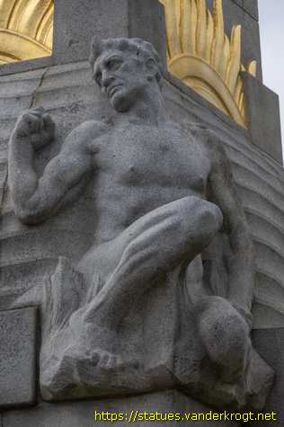 Liverpool - Memorial to Heroes of the Marine Engine Room