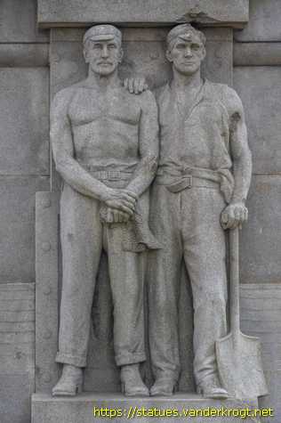Liverpool - Memorial to Heroes of the Marine Engine Room
