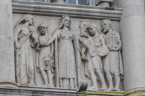 Liverpool - Benefits of Insurance