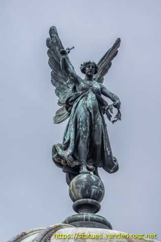 Liverpool - Queen Victoria Monument