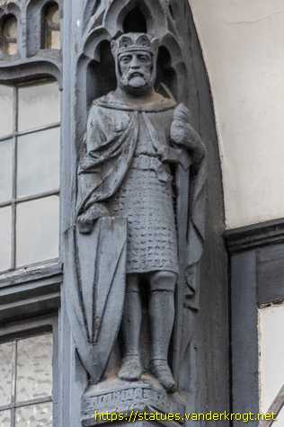 Chester - Saint Werburgh, Queen Victoria and the Norman Earls of Chester