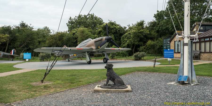 Capel-le-Ferne - B.O.B. The Squadron Dog