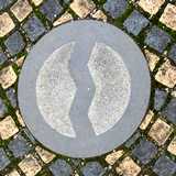 Calne - Oxygen - Joseph Priestley Pavement Display
