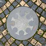Calne - Oxygen - Joseph Priestley Pavement Display