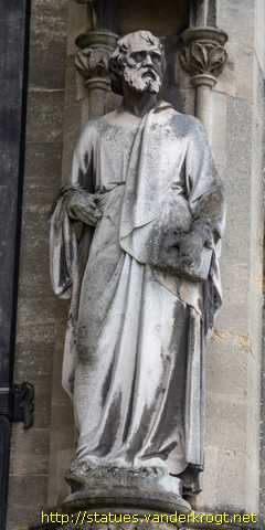 Bristol - Sculptures at Bristol's Cathedral