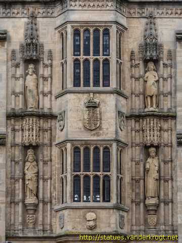 Bristol - Sculptures at The Great Gatehouse