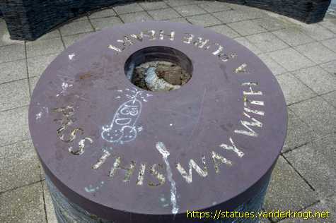 Holyhead - Caergybi - Holyhead Sculpture - Cerflun Caergybi