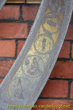 Holyhead - Caergybi - Waterwall <i>or</i> Timeline - Wal Ddwr <i>neu</i> Llinell Amser