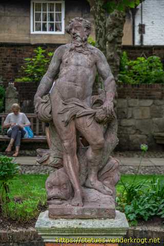 York - Classical statues