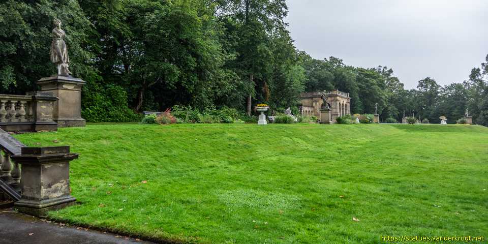 Halifax - Classical statues