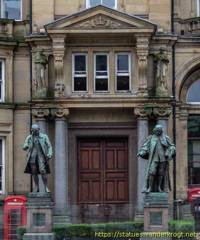 Leeds - Statues at the General Post Office