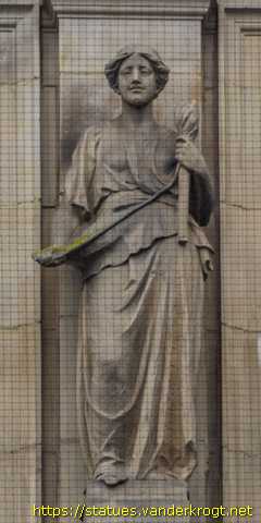 Leeds - Statues at the General Post Office