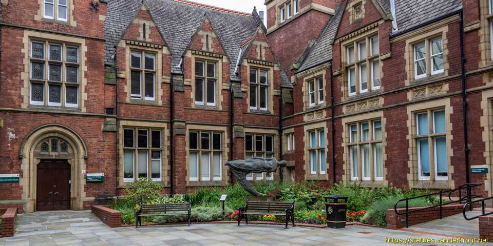 Leeds - Levitating Woman <i>or</i> The Dreamer